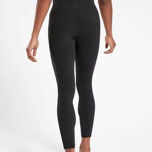 Athleta Salutation 7/8 leggings